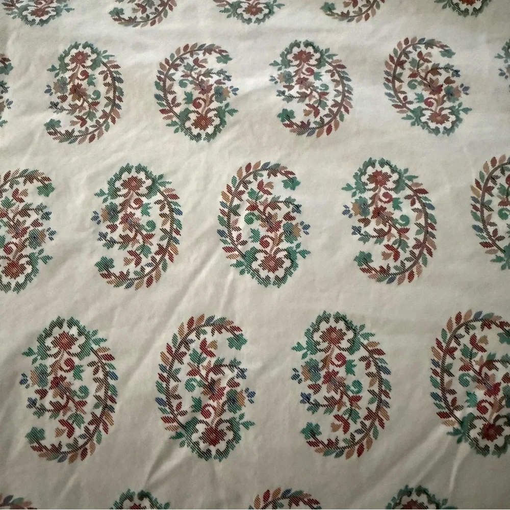 Lauren Ralph Laureni Antigua Paisley Twin Size Comforter 100% Cotton
